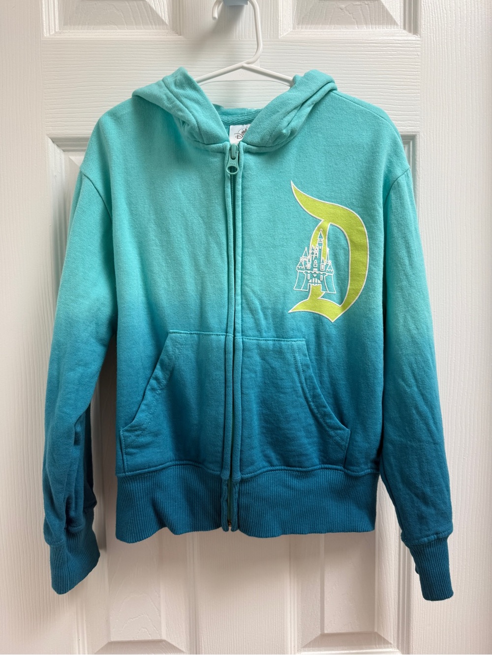 Disneyland resort kids zip up hoodie size XS (4)